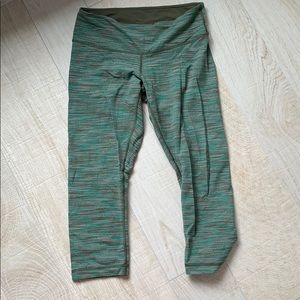 Lululemon leggings barely worn